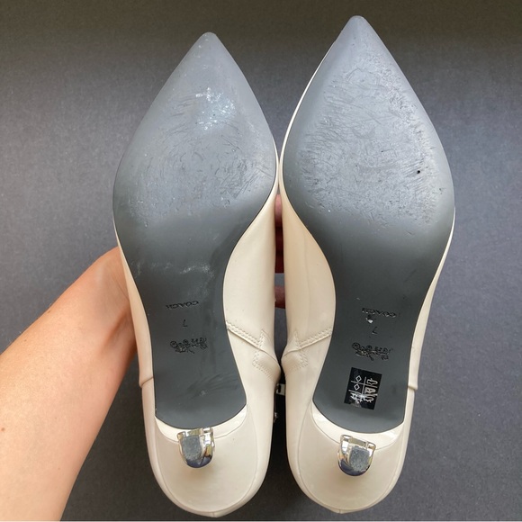 Coach Chalk Patent Leather Jewel Kitten Heel Ankle Bootie, Sz 7 - Picture 10 of 15